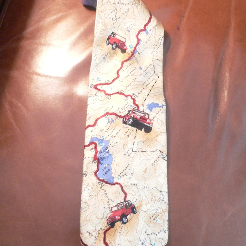 VINTAGE JEEP RUBICON TRAIL TIE